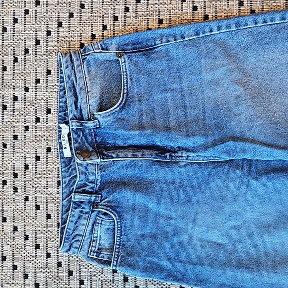 NA-KD Jeans, Size 26 - Picture 2 of 4